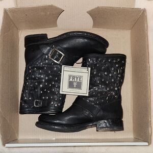 FRYE Jenna Cut Studded Boot